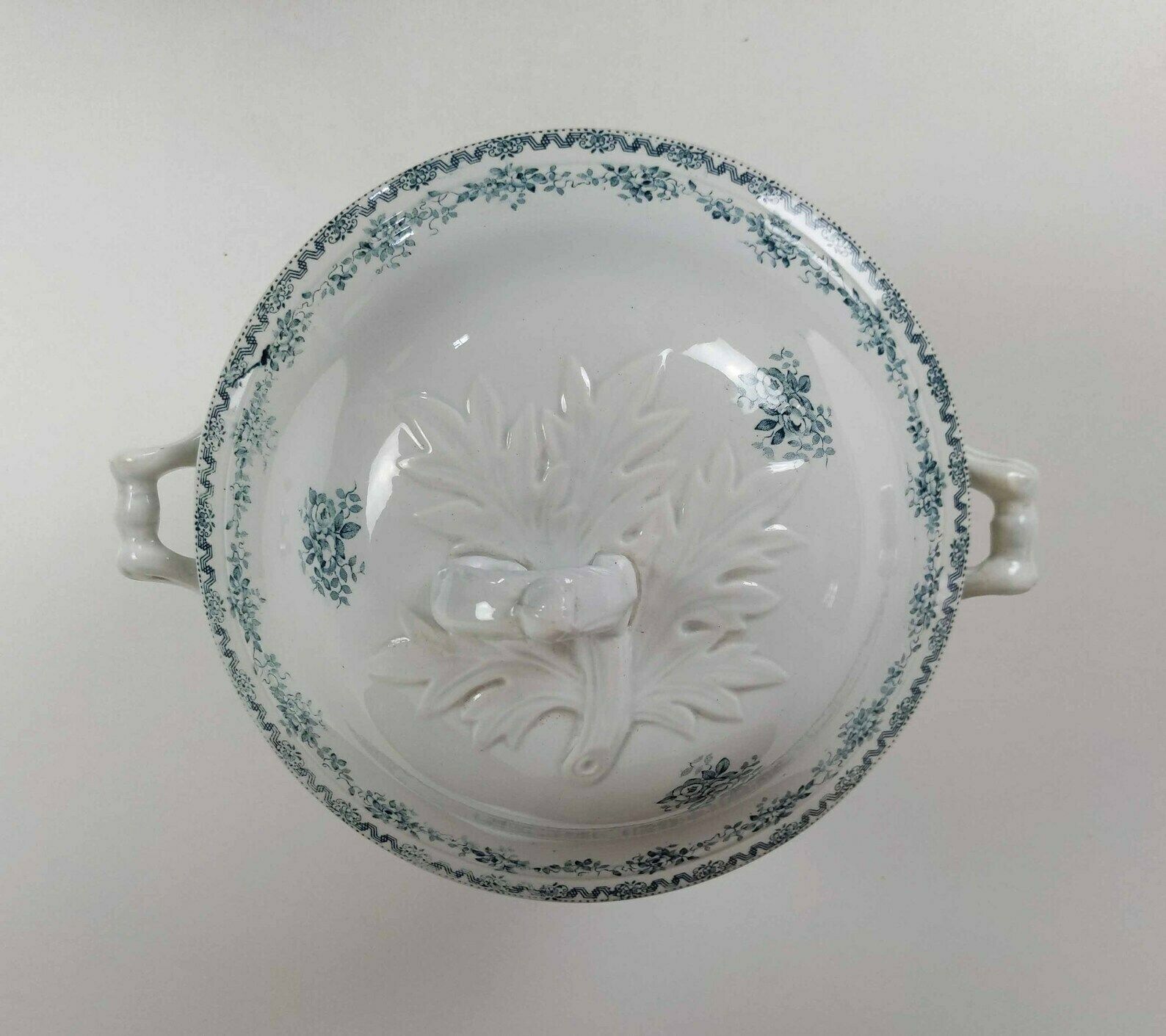 Antique French St Amand White And Blue Ironstone Pedestal Tureen, Rustic French Kitchen Pottery Serving Dish, Ceramic Table Centerpiece photo vinterior