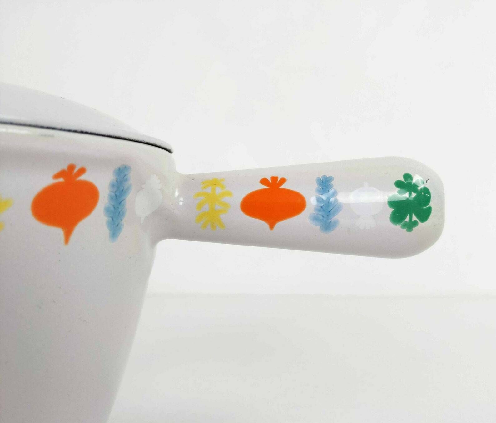 Vintage Le Creuset Cheese Fondue Dish With Lid, Enamel Dutch Oven Kitchen Cooking Pot From France, Retro French Kitchenware, Induction Ok photo furniture