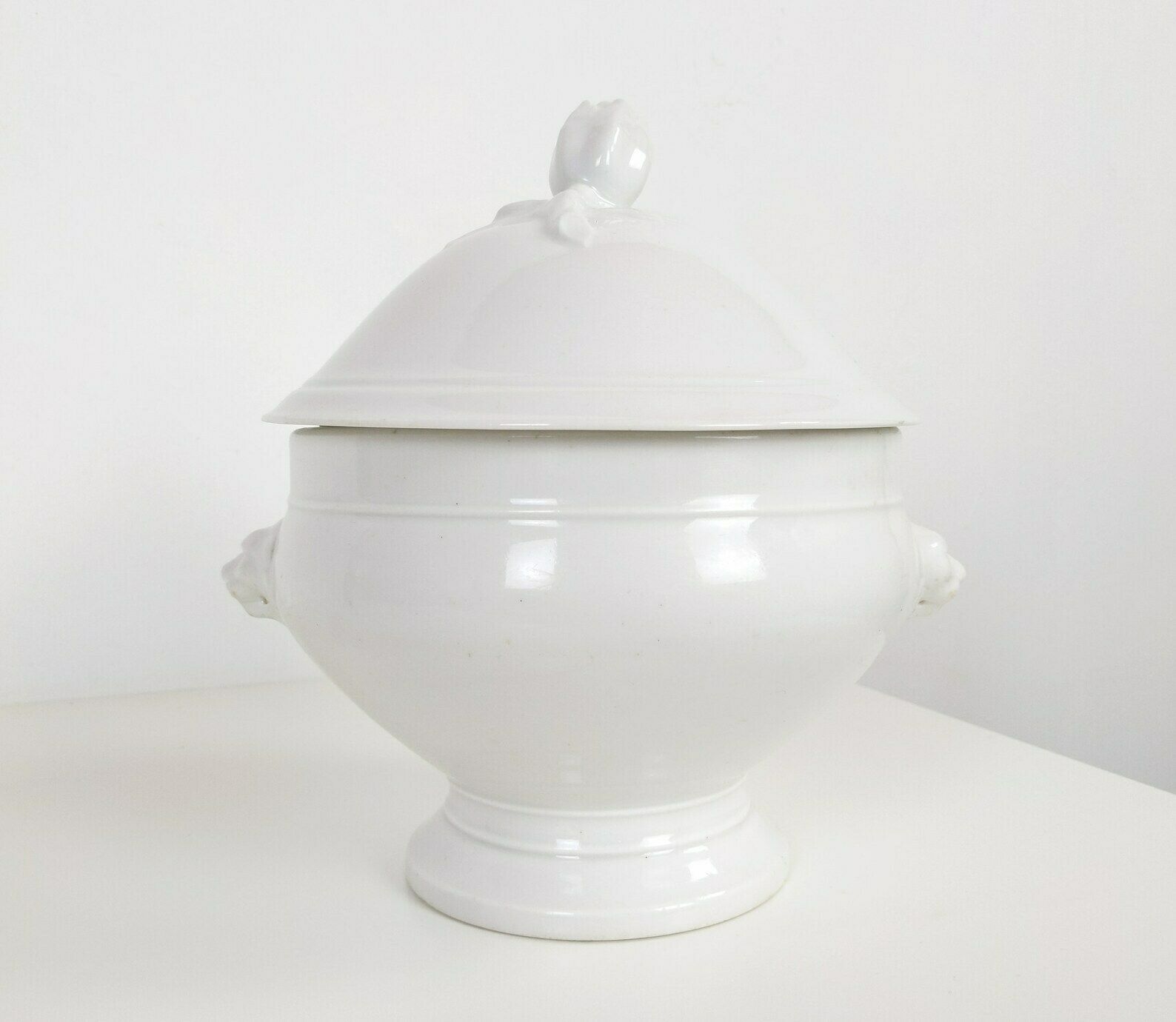 French Paris Porcelain Tureen Decorated With Scrolled Handles And Acorn And Oak Leaf Lid, Antique Ceramic Soupiere, Rustic Table Decor photo 95.0