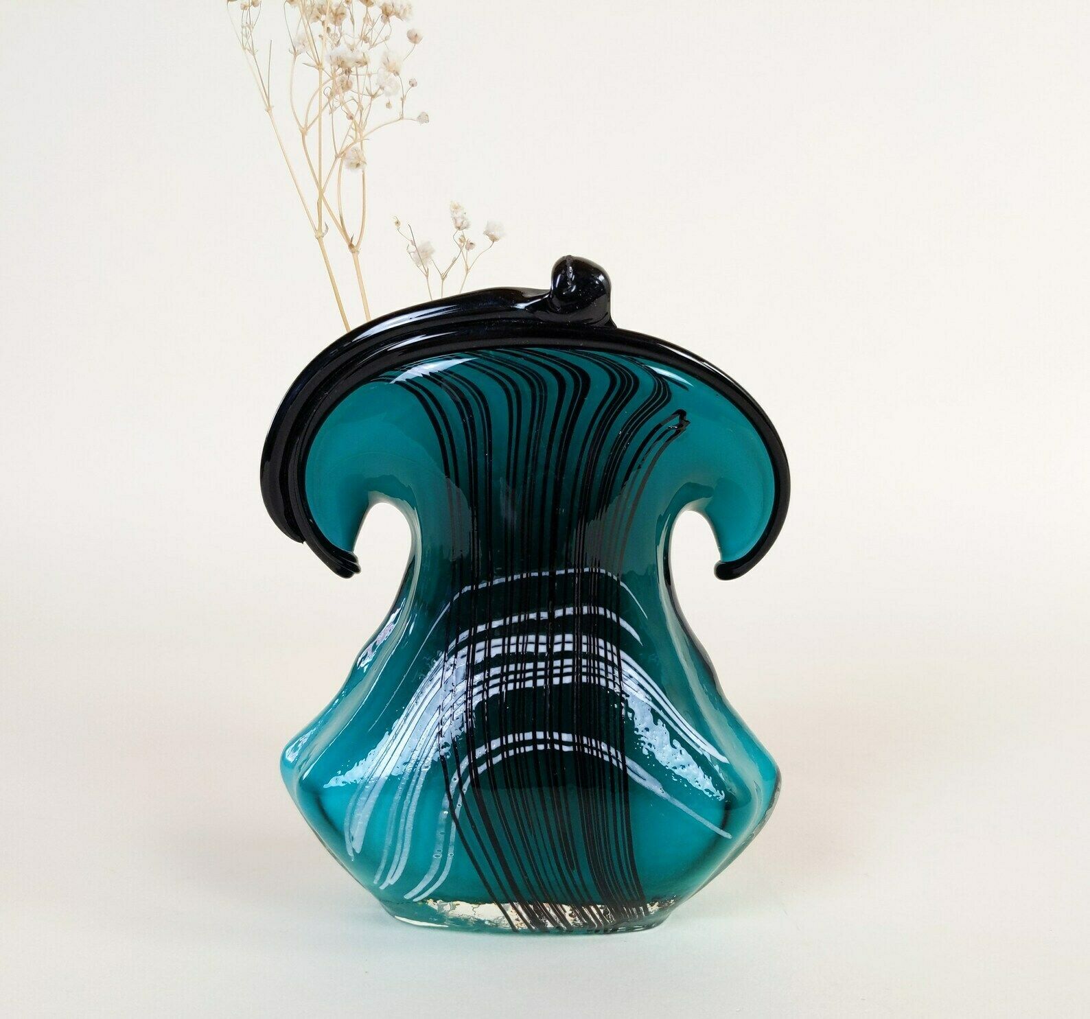 Vintage Green And Black Italian Murano Italy Glass Flared Purse Shaped Flower Vase photo 50.0
