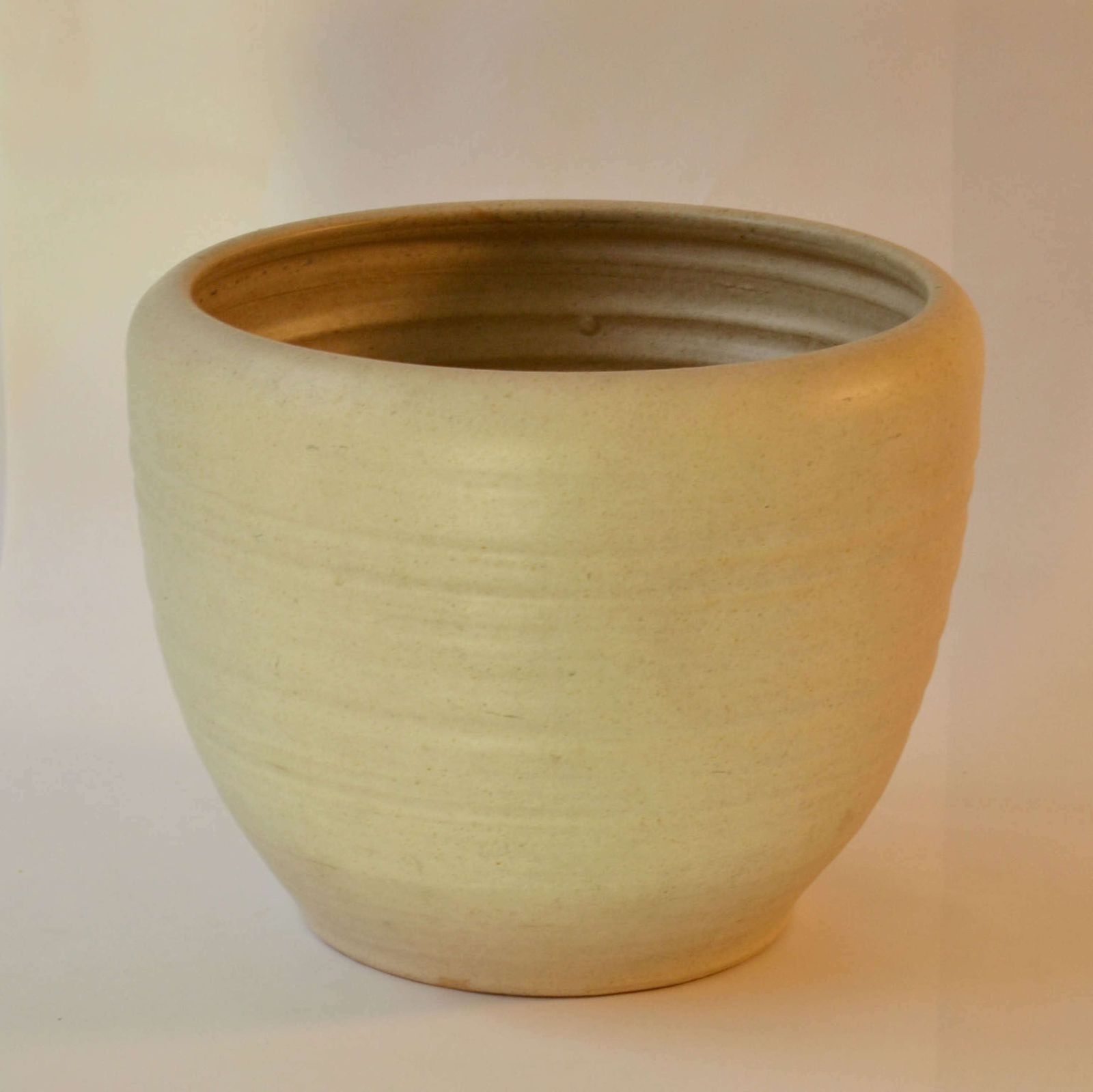 photo buy Four Large White Ceramic Studio Pottery Plant Pots, Mobach 1980