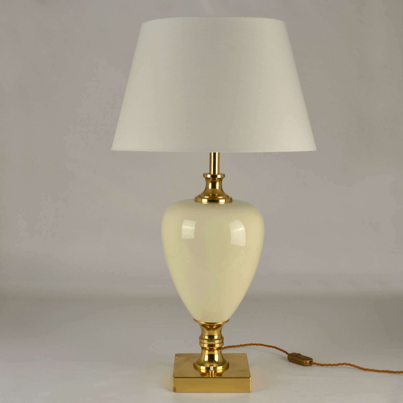 Pair Of Cream Porcelain And Brass Table Lamps By Zonca, Italy, 1970s photo buy