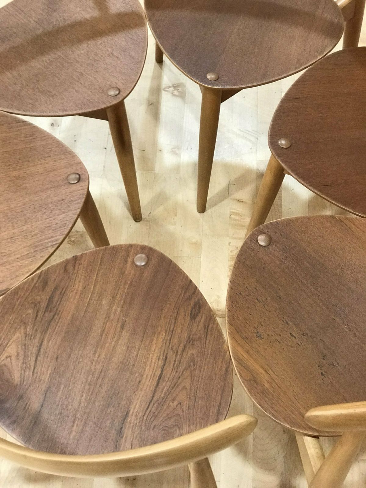 Hans Wegner ‘Heart’ Fh 4103 Teak And Beech Dining Chairs (6) photo for sale