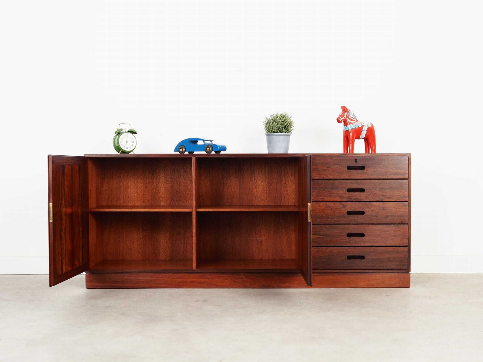 Vintage Dresser, Danish Design, 1970s, Designer: Kai Winding photo for sale
