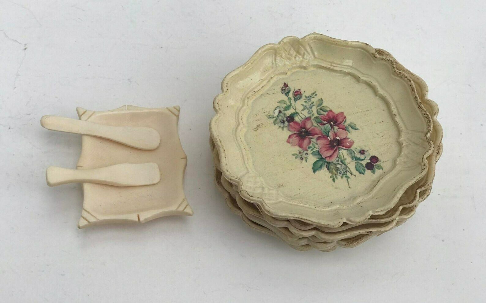 Set Of 6 Coasters Beige Cream With Flowers Resine With A Salt Cellar Made Of Bone With Spoons Bar Deco Table Decor Bar Accessories photo vinterior