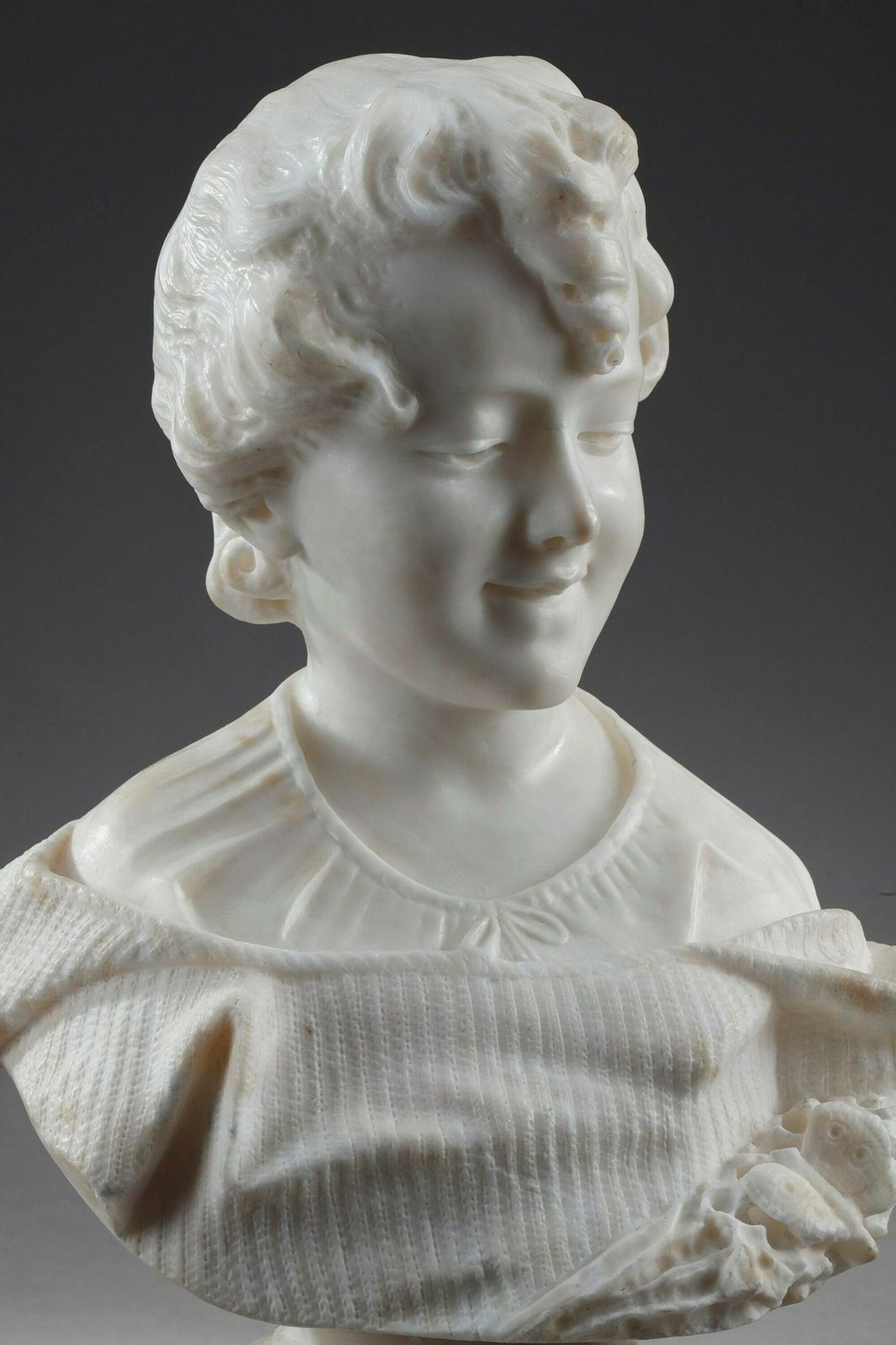 Sculpture Alabaster "Bust Of A Young Girl", 19th Century photo furniture