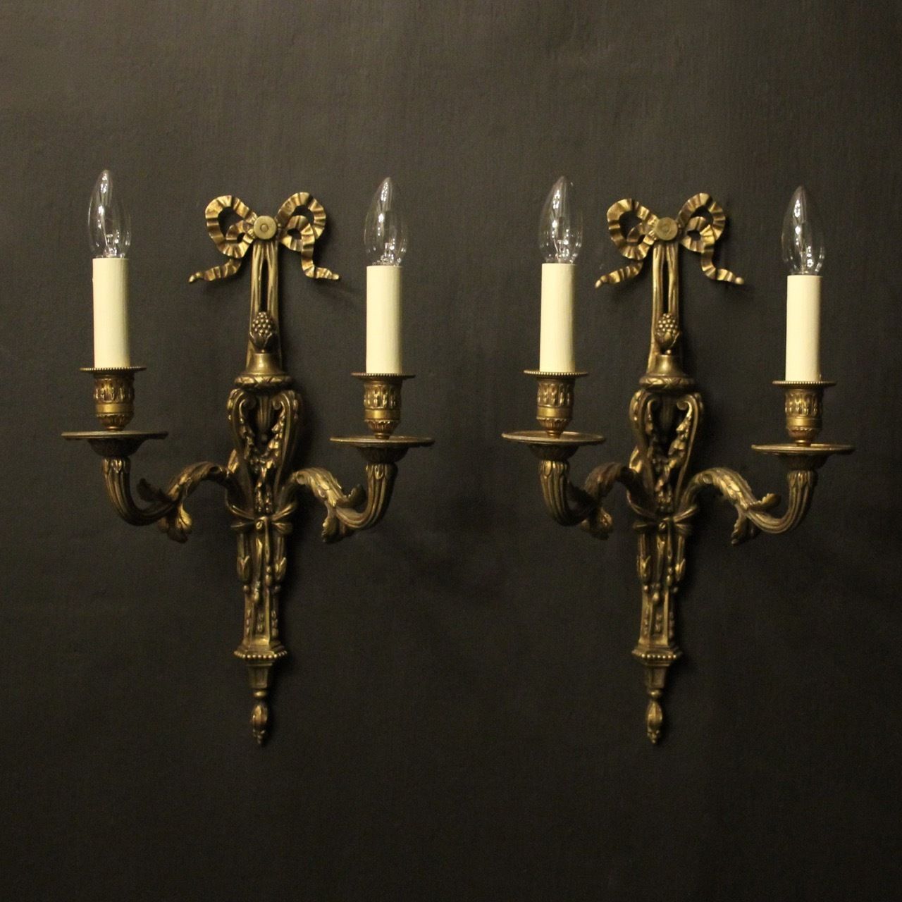 French Pair Of Bronze Antique Wall Sconces photo furniture
