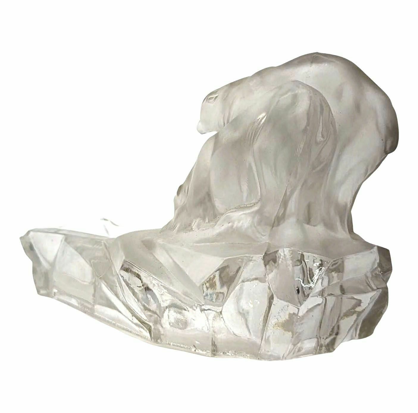Stylized 1930 Bear Sculpture In Frosted Glass From The 1930s photo vinterior