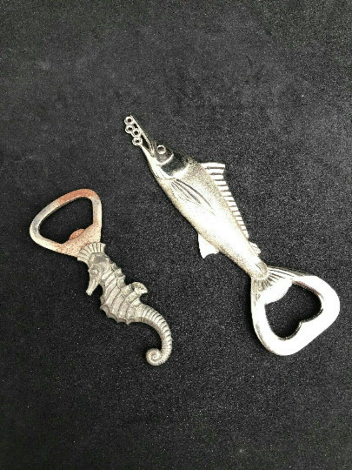 photo furniture Bottle Opener Set Sturgeon And Seahorse Metal Fish Shaped Beer Opener Set Man Cave Decor Fisherman Gift Fathers Day Gift Bar Accessories 60s