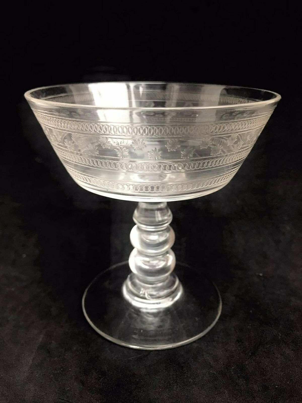 Champagne Coupe – Antiek Kristal Geslepen – 1 Coupe – Begin 20e Eeuw – Frans – Stengel – Barkast Decoratie – Bruiloft – Cocktailglas – Cadeau photo Woonaccessoires