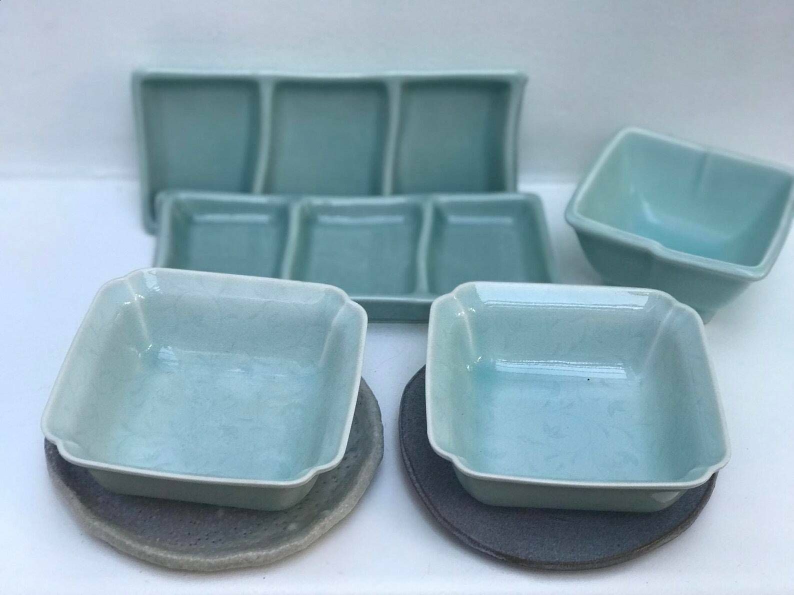 Sushiset Met Serveerschalen, Sausbakje, Dinerbord, Sashimibord – Aziatisch Servies In Groen Aqua Keramiek En Porselein photo furniture