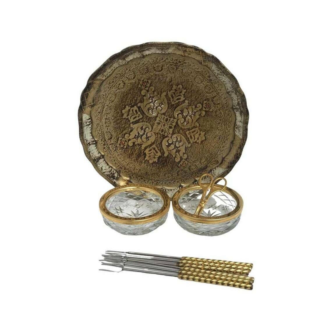 Aperitief Set Gouden Schalen Tapas Ronde Florentijnse Schaal Bardecor Gouden Vorken Kristal En Goud Metaal Cadeau Voor Familie Luxe Huwelijkscadeau photo furniture