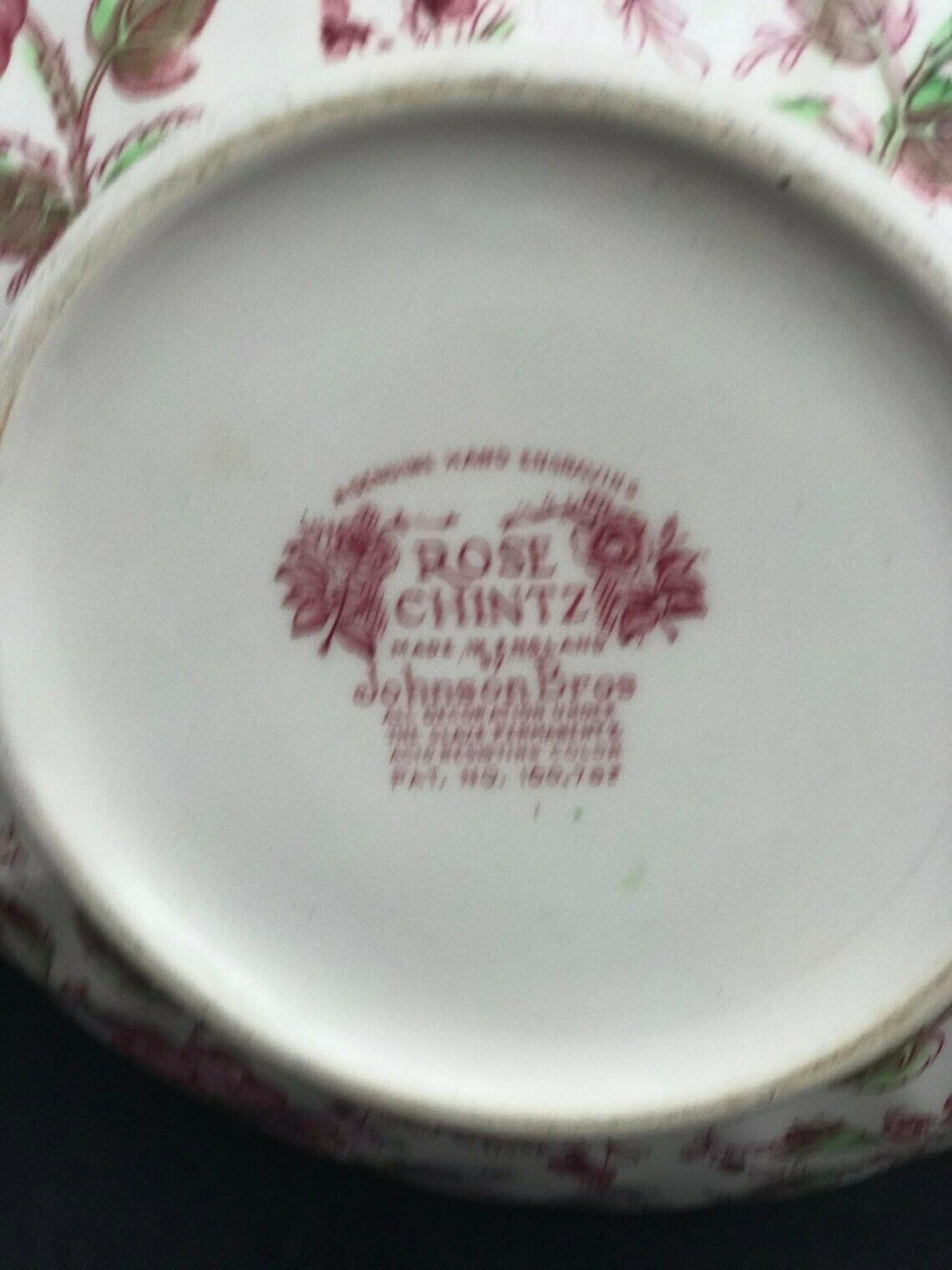 photo furniture Johnson Brothers Soepterrine – Niet Meer Leverbaar Servies, Vervangend Tafelservies Wit/Roze, Engels Gegraveerd, Roze Tafeldecoratie, Antiek Engels