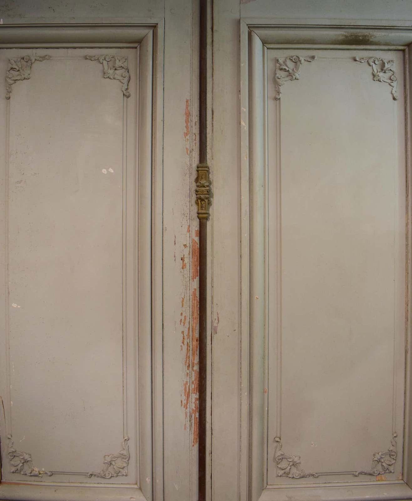 Large Set Of Napoleon III French Antique Exterior Doors With Carved Panels photo Home Fixtures