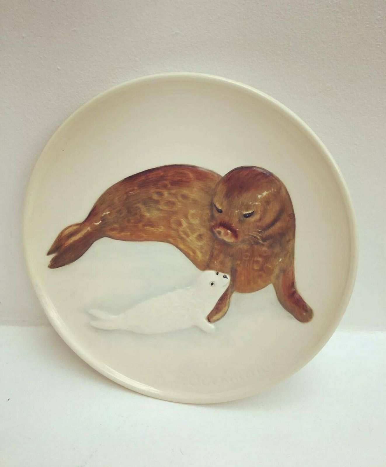 Goebel Decorative Dish W Germany Seal Pup Plate 1981 7th Edition Mothers Series Wood Frame, Seals No Box In Mother's Day Plate Collector photo furniture