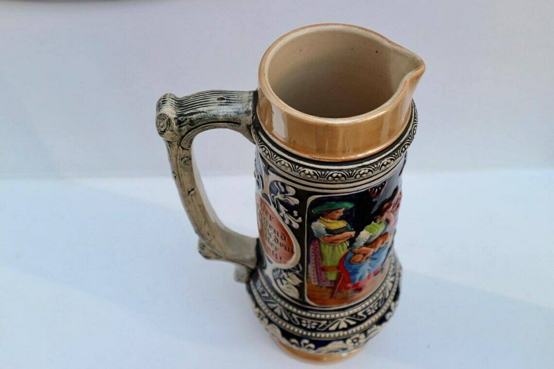 Extra grote Duitse Stein, Duits drinkgerei, Vintage Duitse Stein, Keramieken Beierse Stein, Drinkscène, Familiescène, Geglazuurd photo Woonaccessoires