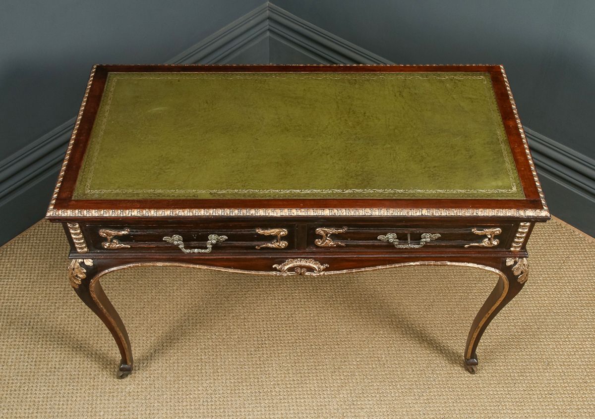 photo vintage French 19th Century Louis XV Gilt & Leather  Writing Table (Circa 1880)