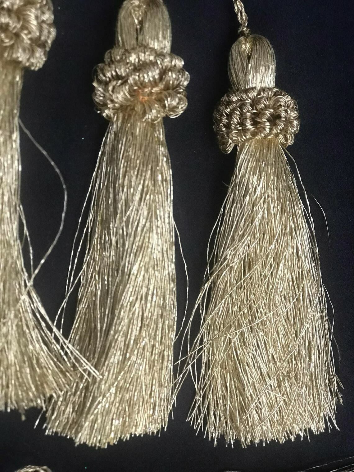 Golden Table Decorations Key Tassels Gold Leaf Shape Shabby Chic Luxury Decor For Table Or Christmas Tree Gold Styling Carnaval Table Theme photo buy