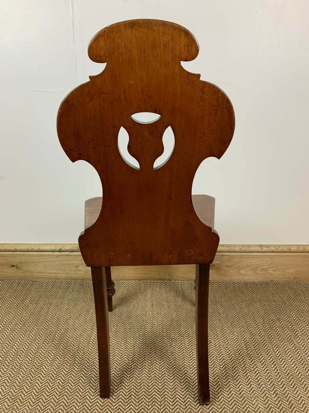 Timeless Elegance: Antique Mahogany Hall Chair photo 95.0