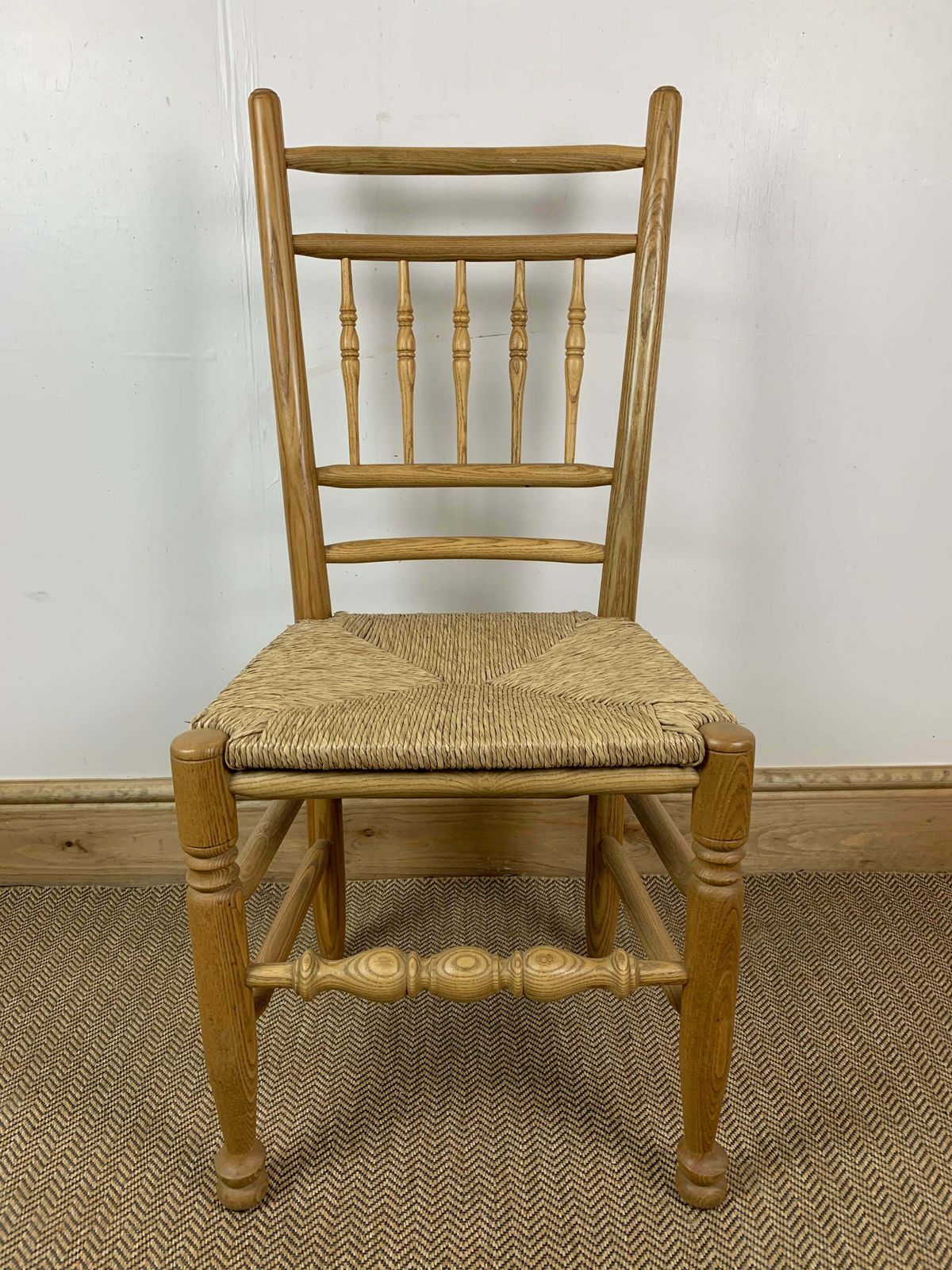 Comfort And Elegance: Stylish Side Chair From The West Midlands