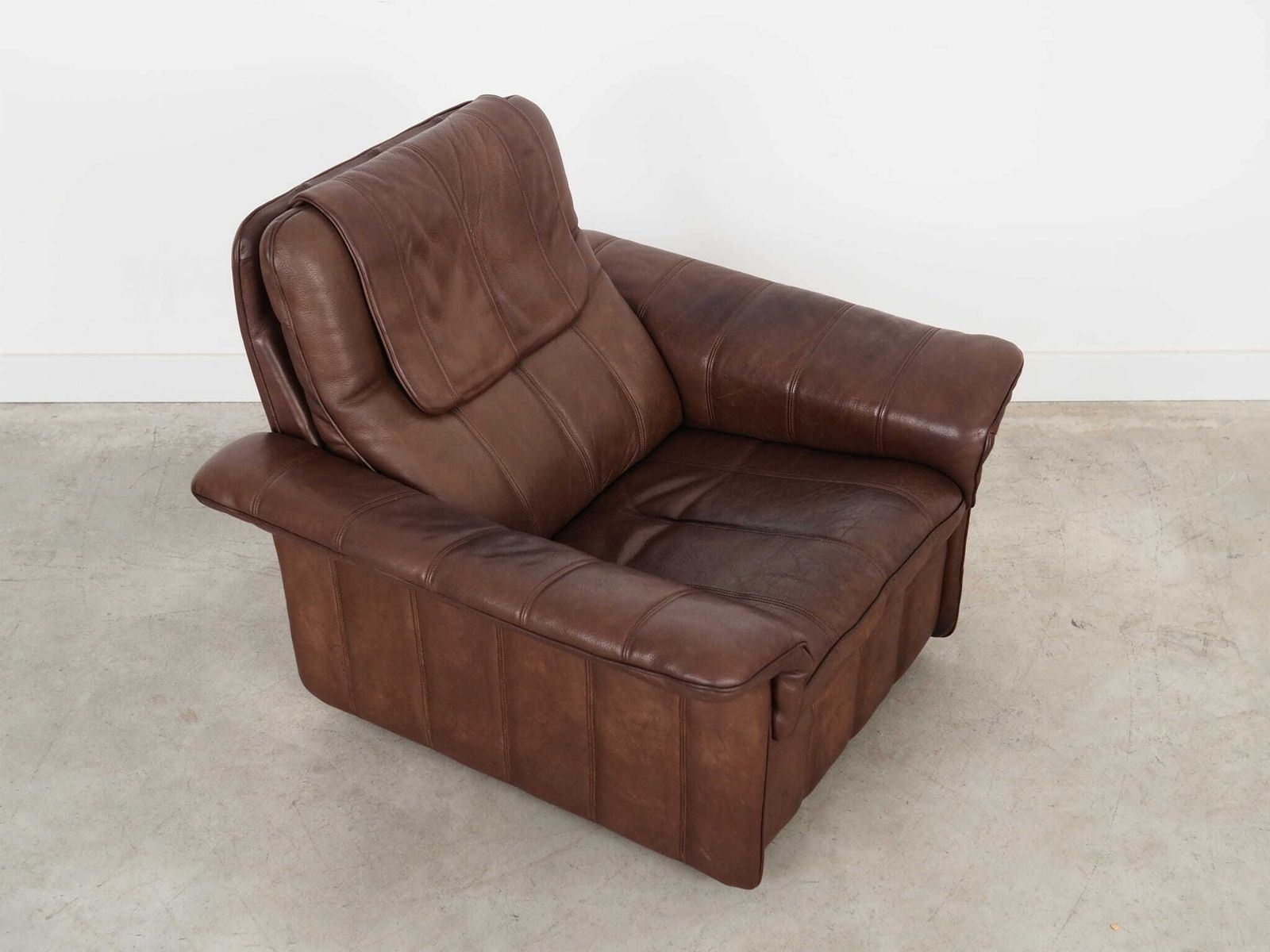 Furniture Brown Leather Armchair, Swiss Design, 1970s, Manufacture: De Sede photo
