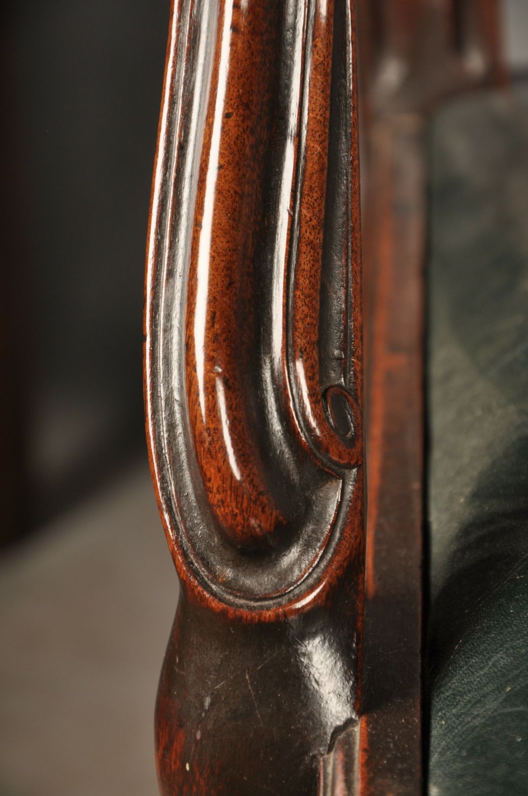 Set Of Eight 18th Century Mahogany Hepplewhite Chairs photo vintage