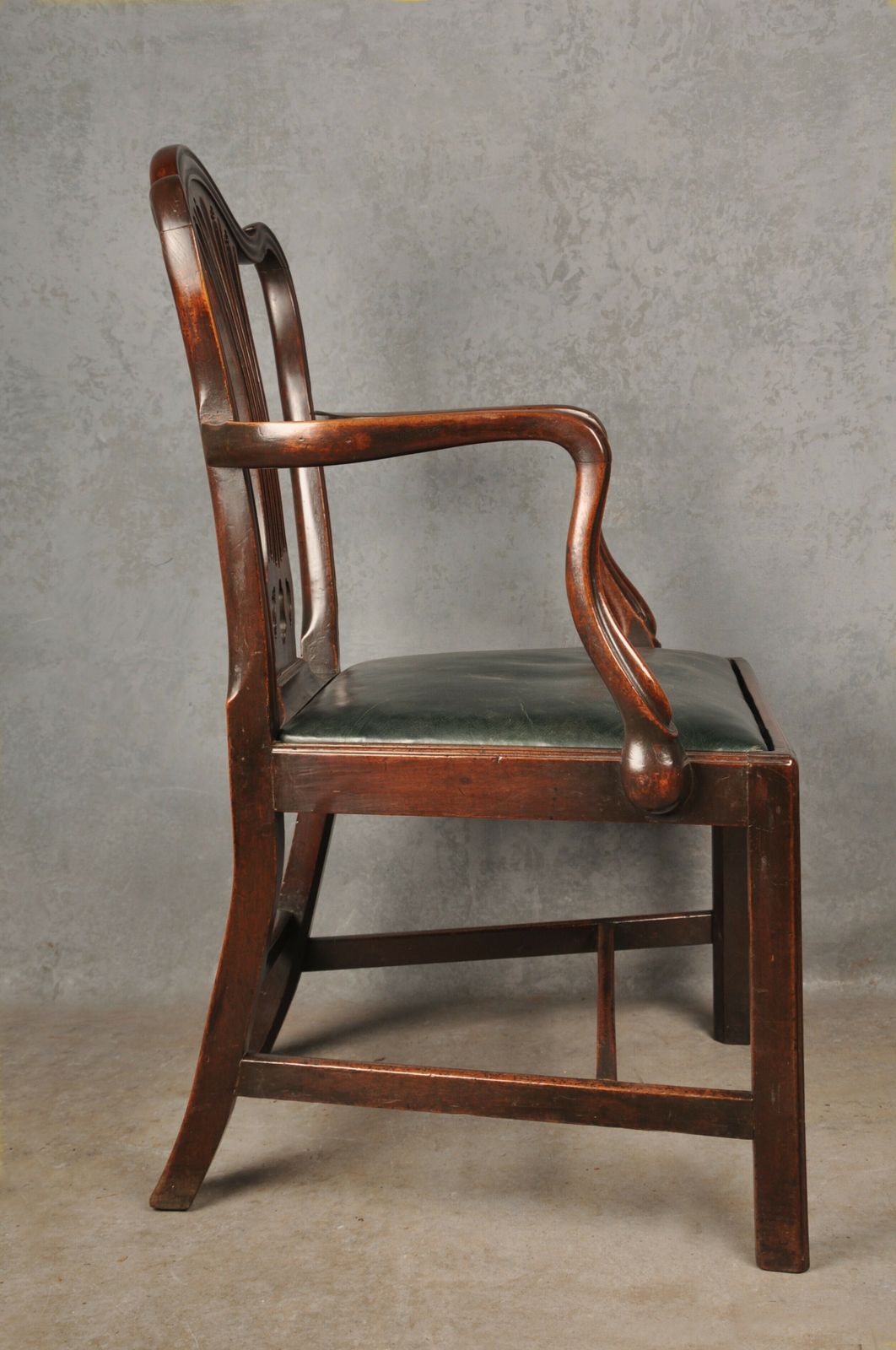 photo for sale Set Of Eight 18th Century Mahogany Hepplewhite Chairs