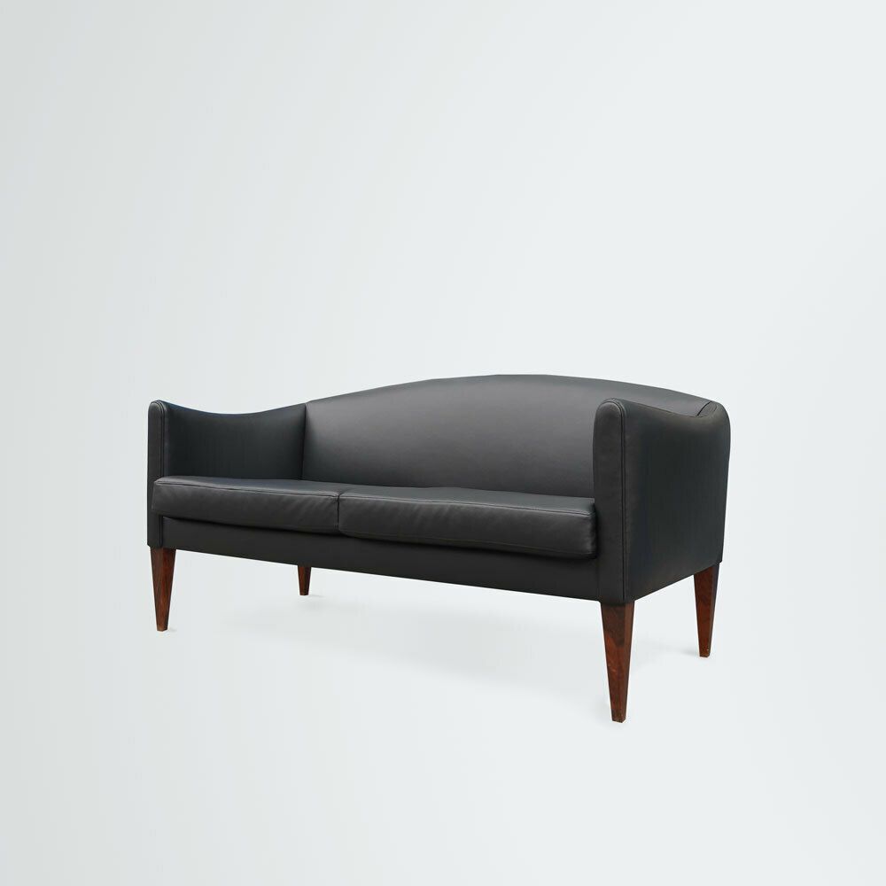 Illum Wikkelsø V12 Sofa photo buy