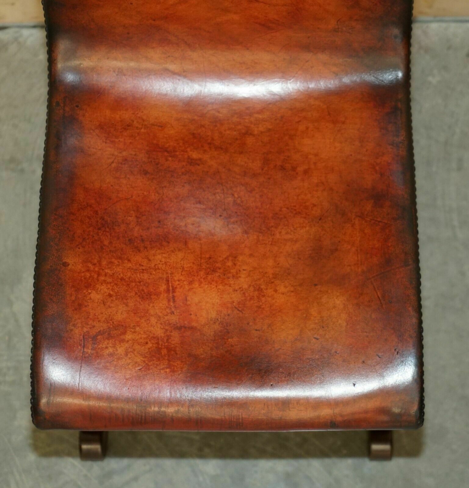 photo vinterior Six Restored Brown Leather And Oak Spanish Pierre Lottier Alamazan Dining Chairs 6