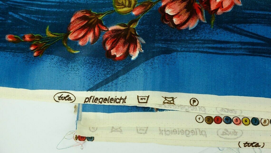 Beautiful 1950s Fabric Curtain Fabric Satin With Floral Pattern 2 Panels Of 94 1/2" X 47 1/4" photo vinterior