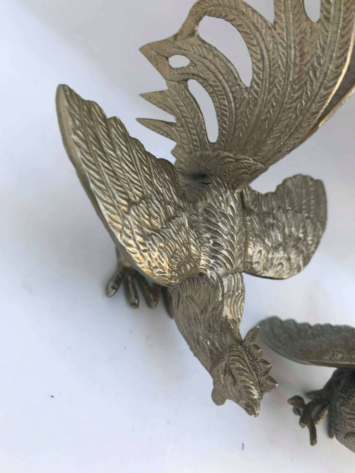 Paar Haantjesfiguren – Vintage Tafelornament, Verzilverd Metaal, Haan, Frans Vintage Tafelornament, Kip, Hollywood Regency photo for sale