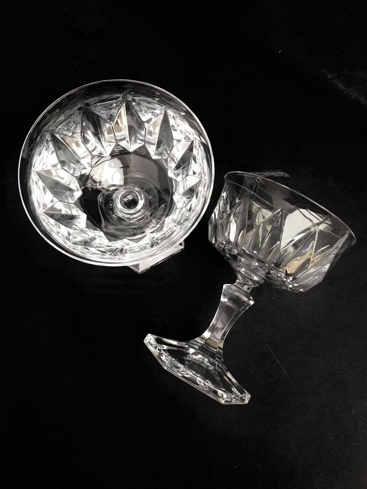 Champagne Glasses Set 2 Molded Glass Cups Cocktail Liquor Sherbet Dessert Wedding Toast Gift Couple photo vintage