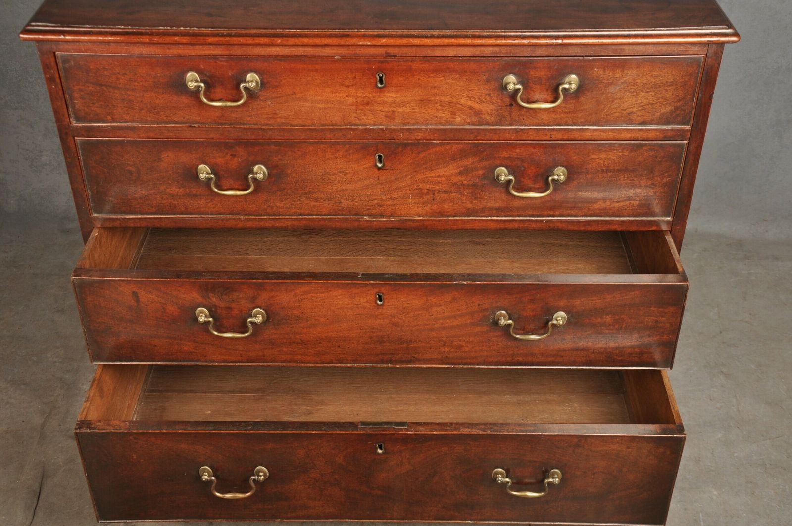Fine 18th Century Mahogany Chest Of Drawers photo 3200.0