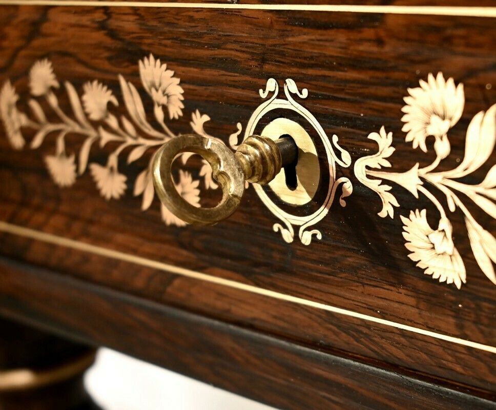 photo vinterior Rosewood Table, Louis XVI Style, Napoleon III Period – Mid 19th Century
