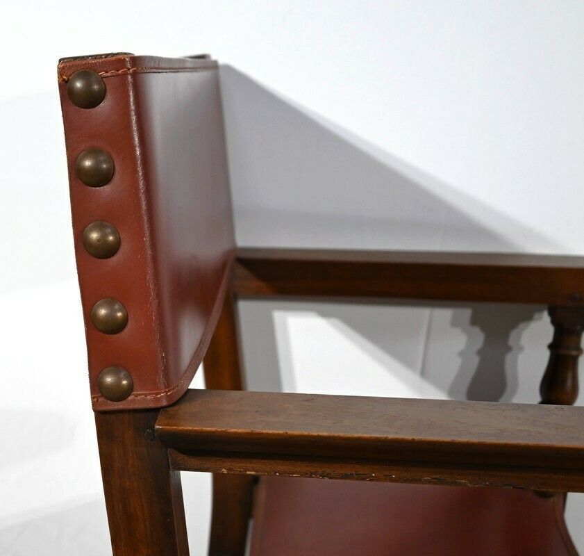 photo vintage Armchair In Walnut And Leather From Cordoba   Late 19th Century