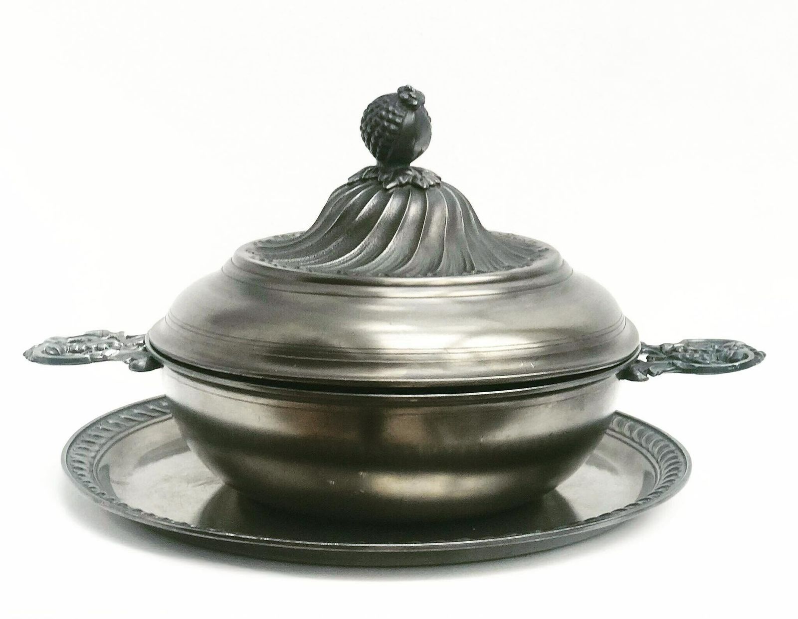 Vegetables Lidded Serving Plate Pewter Soup Tureen Rustic Table Kitchen Decor French Metal With Lid Table Service, French Table Decoration photo Home Decor