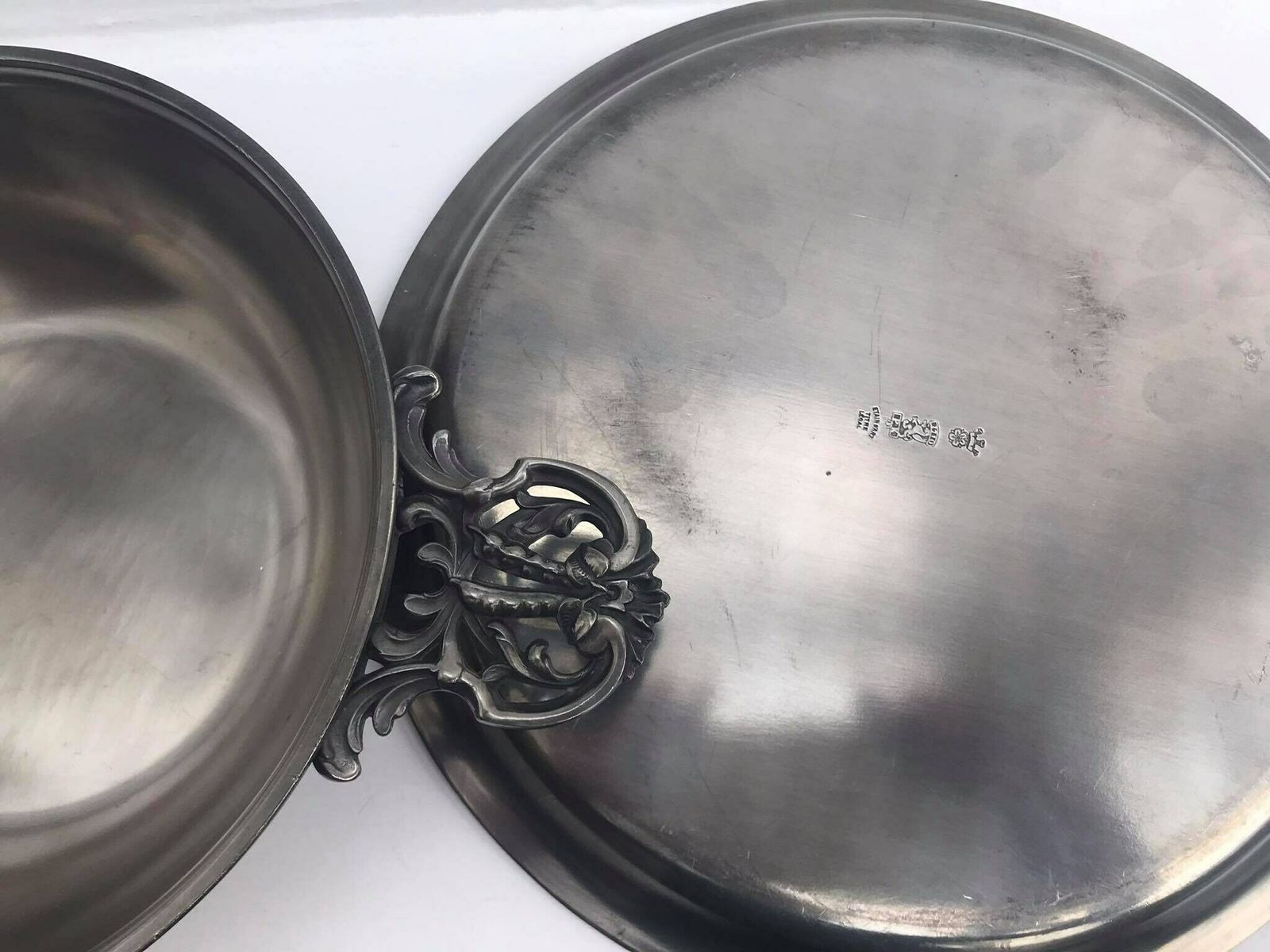Vegetables Lidded Serving Plate Pewter Soup Tureen Rustic Table Kitchen Decor French Metal With Lid Table Service, French Table Decoration photo vinterior