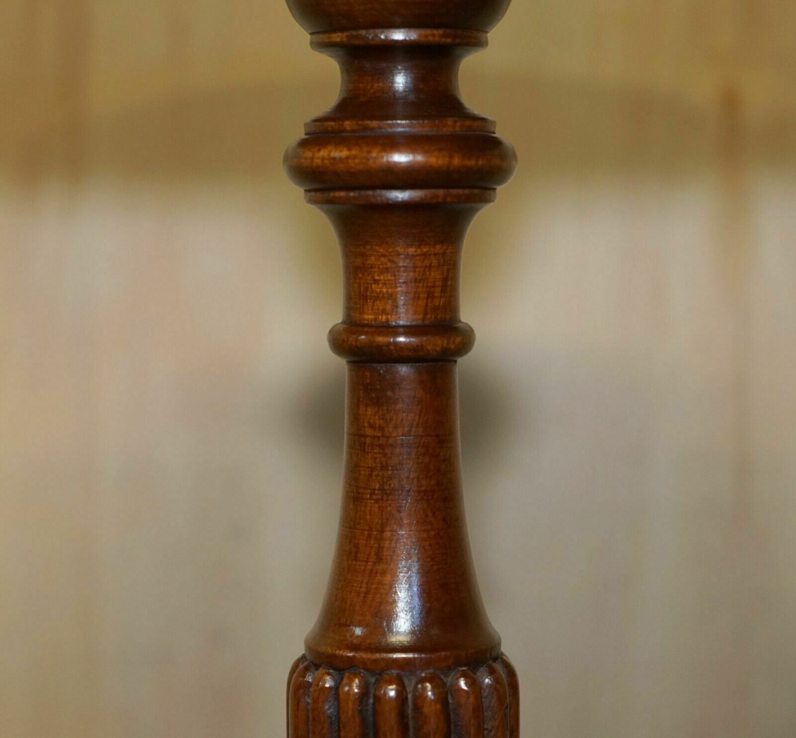 Vintage 1930's Mahogany Heritage Green Leather Tripod Side End Lamp Wine Table photo 400.0