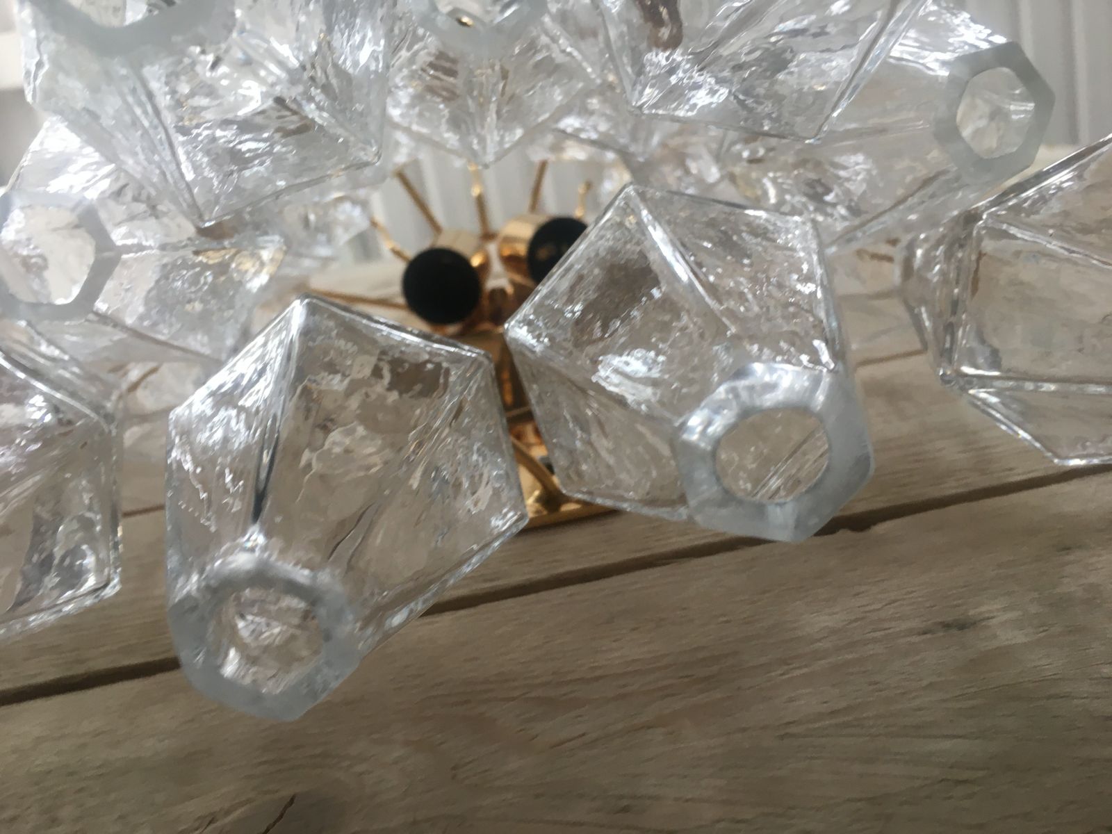 photo furniture A Pair Of 2 Murano Glass "Poliedri " Wall Sconce With A Gold 24 Karat Metal Frame, A Pair