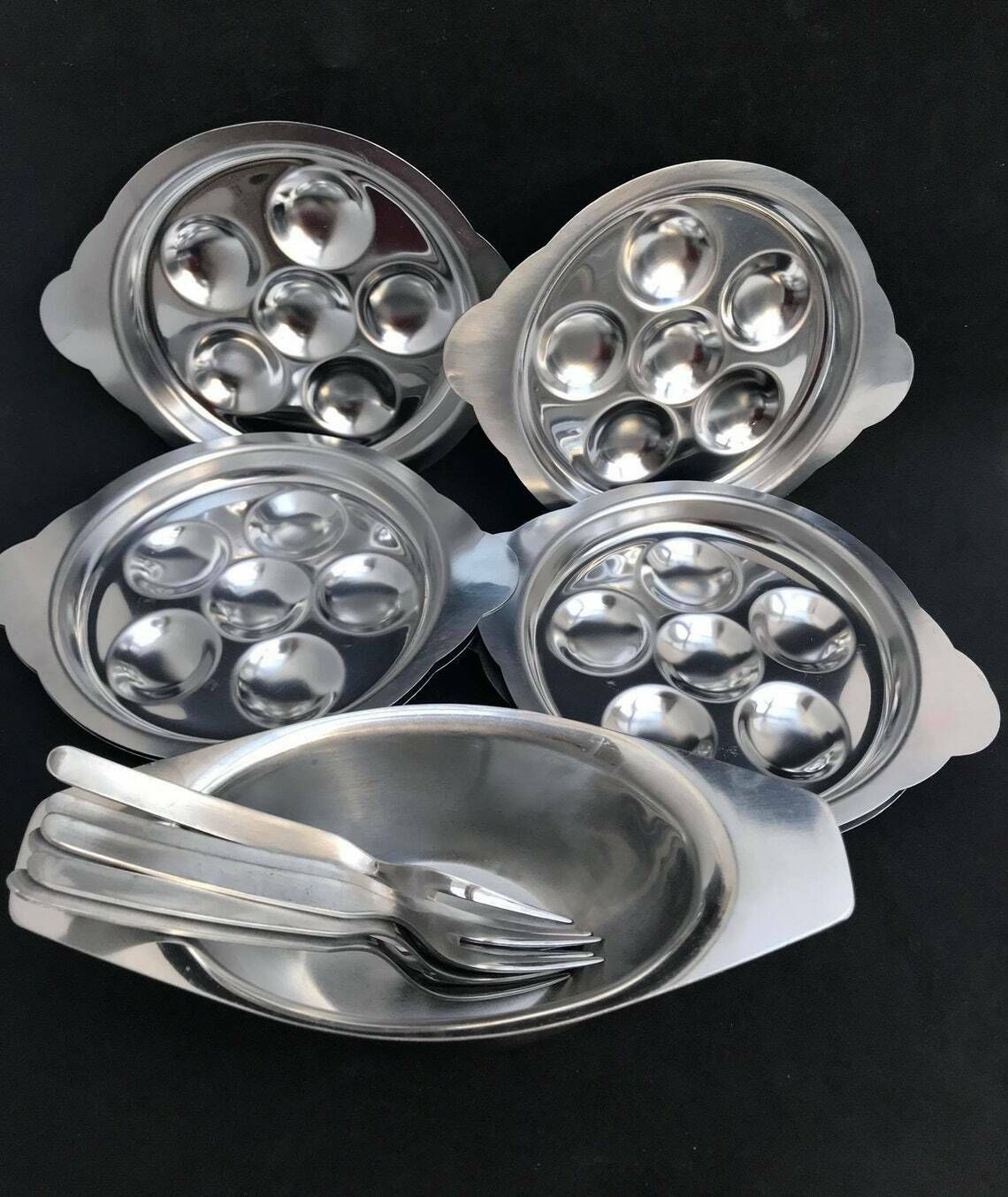 Escargot Slakkenborden Serveerschalen Set – Frans Vintage Jaren 1960, Ook Geschikt Voor Gebakken Champignons En Fotografie photo buy