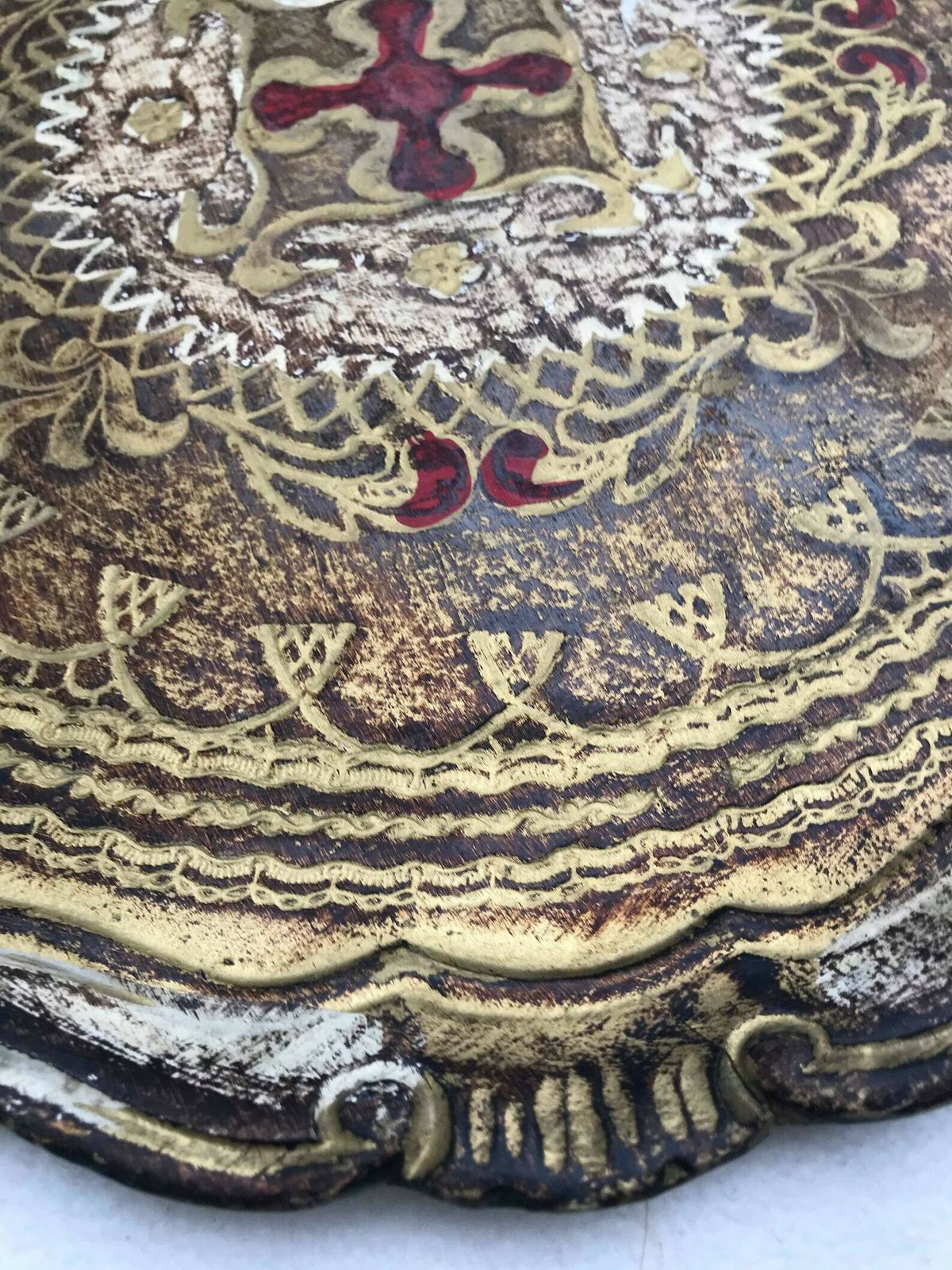 Large Round Tray Florentine Red And Gilt Old Italian Plateau In Florentine Style Handmade Hollywood Regency Bar Tray Wedding Gift photo buy