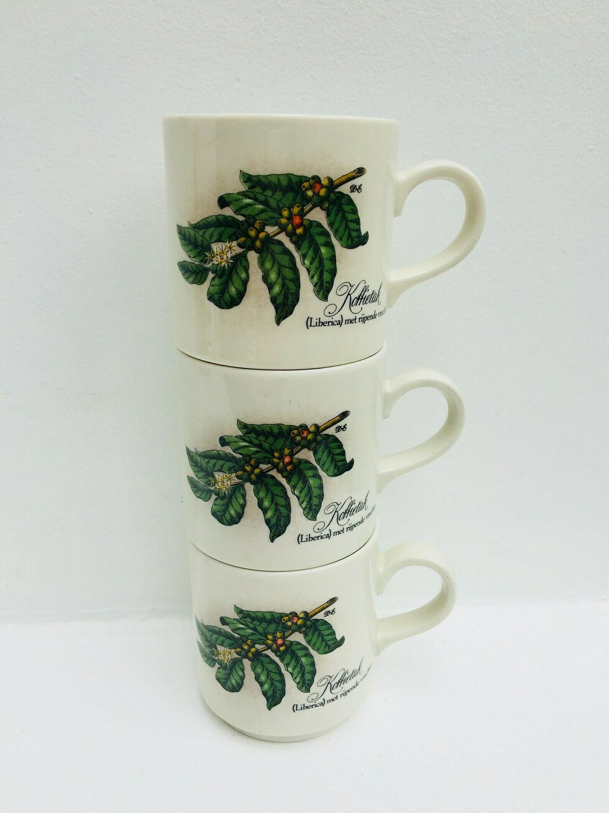 Coffee Mugs Villeroy And Boch, Luxembourg, Vintage Koffietak, Liberica , Breakfast Mug, Liberica With Ripening Fruits Cups Coffee Dutch photo Home Decor