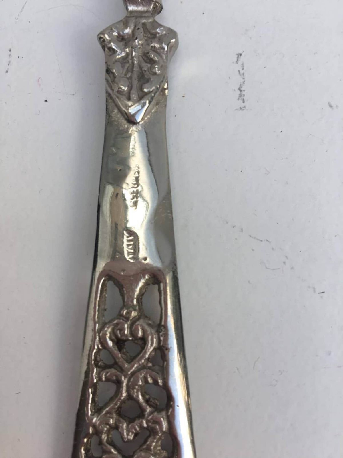 photo for sale Verzilverde Brievenmeshouder – Gegraveerd Brievenmesje Met Cherub, Metalen Kantoormes, Cadeautip, Vervaardigd In Italië