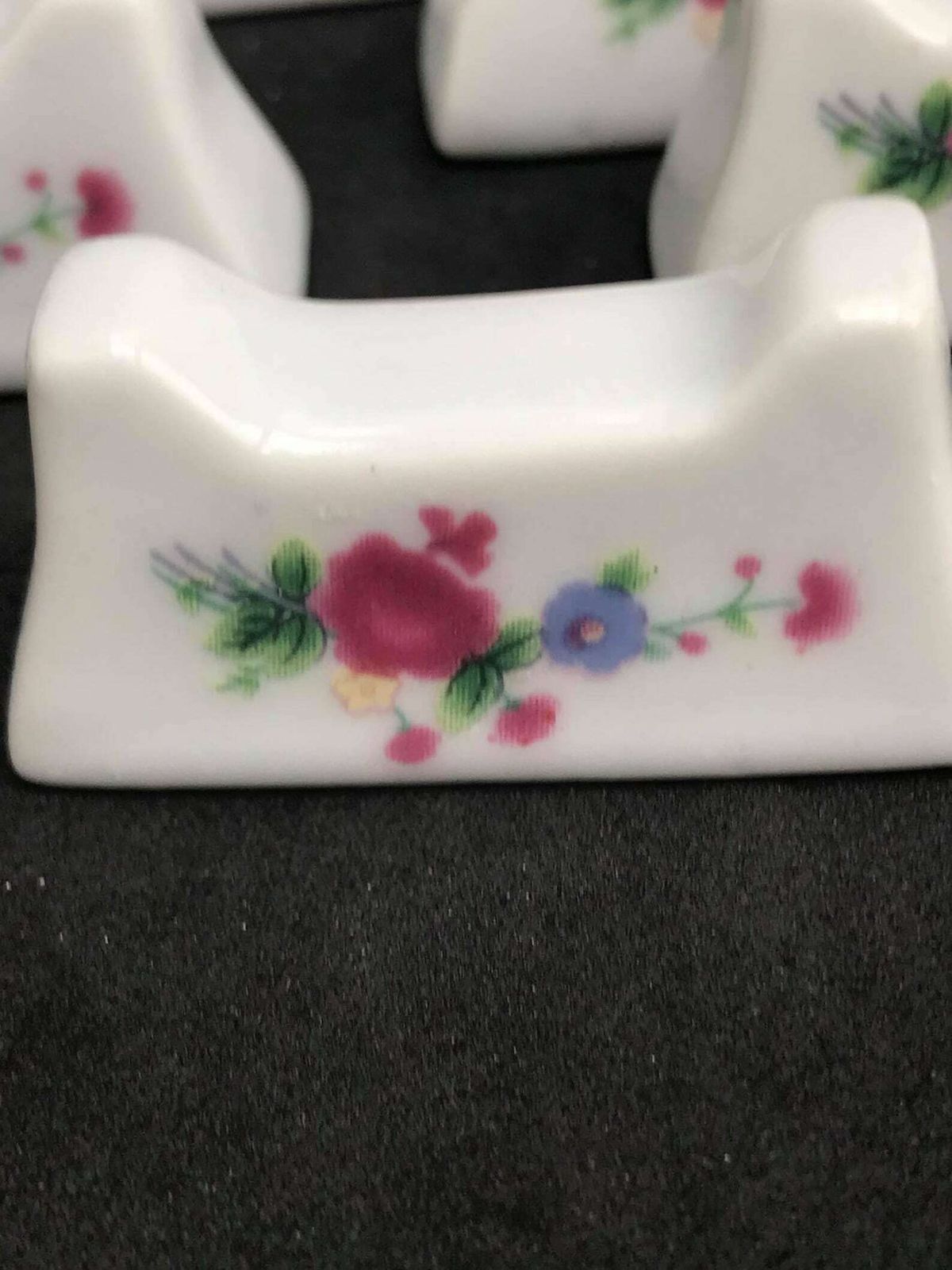 Bestekleggers Set Van 12 – Porseleinen Tafeldecoratie, Romantische Tafelschikking photo furniture