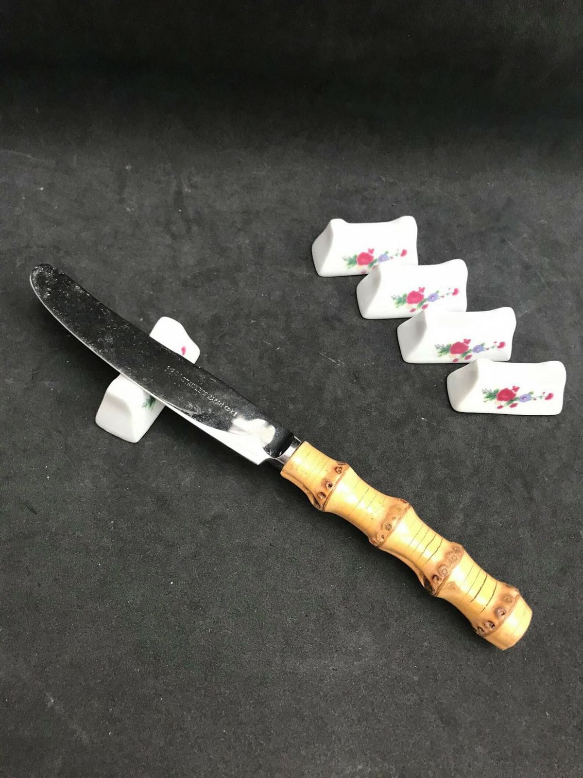 Bestekleggers Set Van 12 – Porseleinen Tafeldecoratie, Romantische Tafelschikking photo vinterior