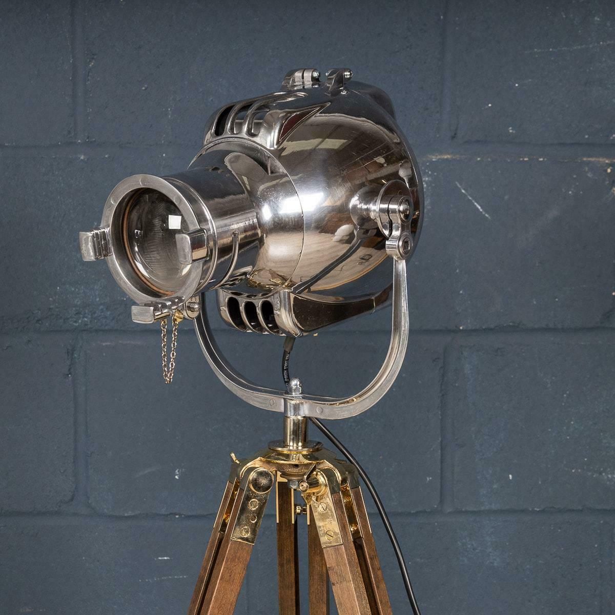 20th Century English Pair Of Strand Electric Theatre Lamps photo Lighting