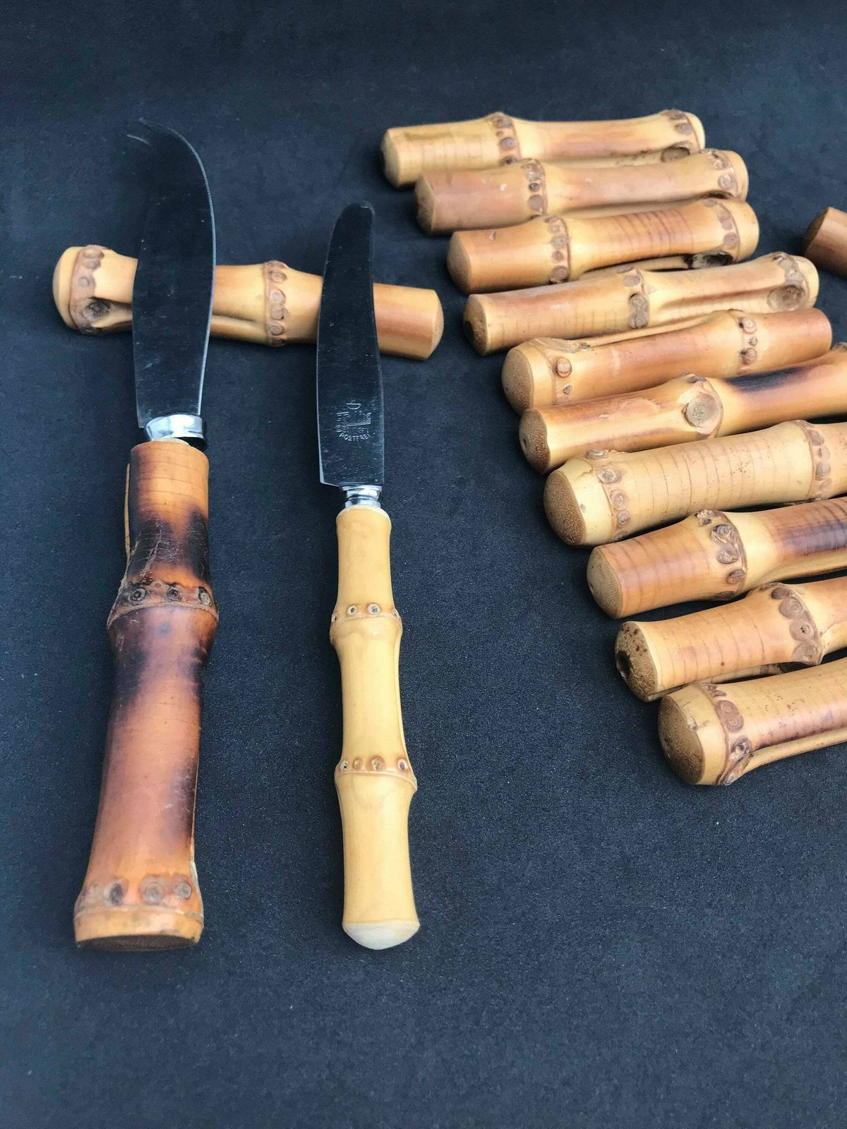 Vintage Messenlegger Set Van Echt Bamboe – 10 Stuks – Boho Chic – Tiki – Bohemian – Tafelaccessoire – Cadeau photo furniture