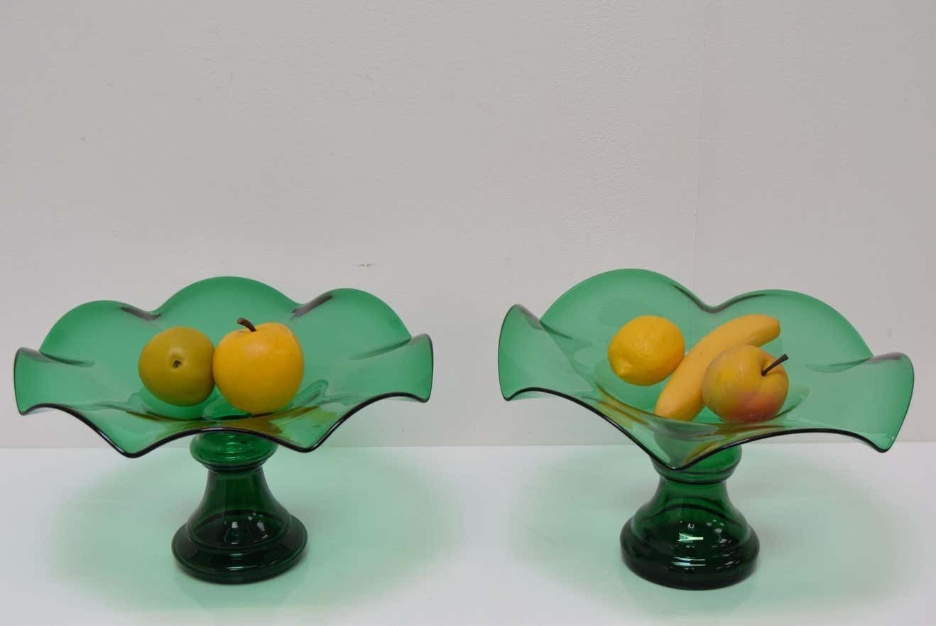 photo vintage Pair Of Art Glass Bowls, By Glasswork Novy Bor, 1930's.