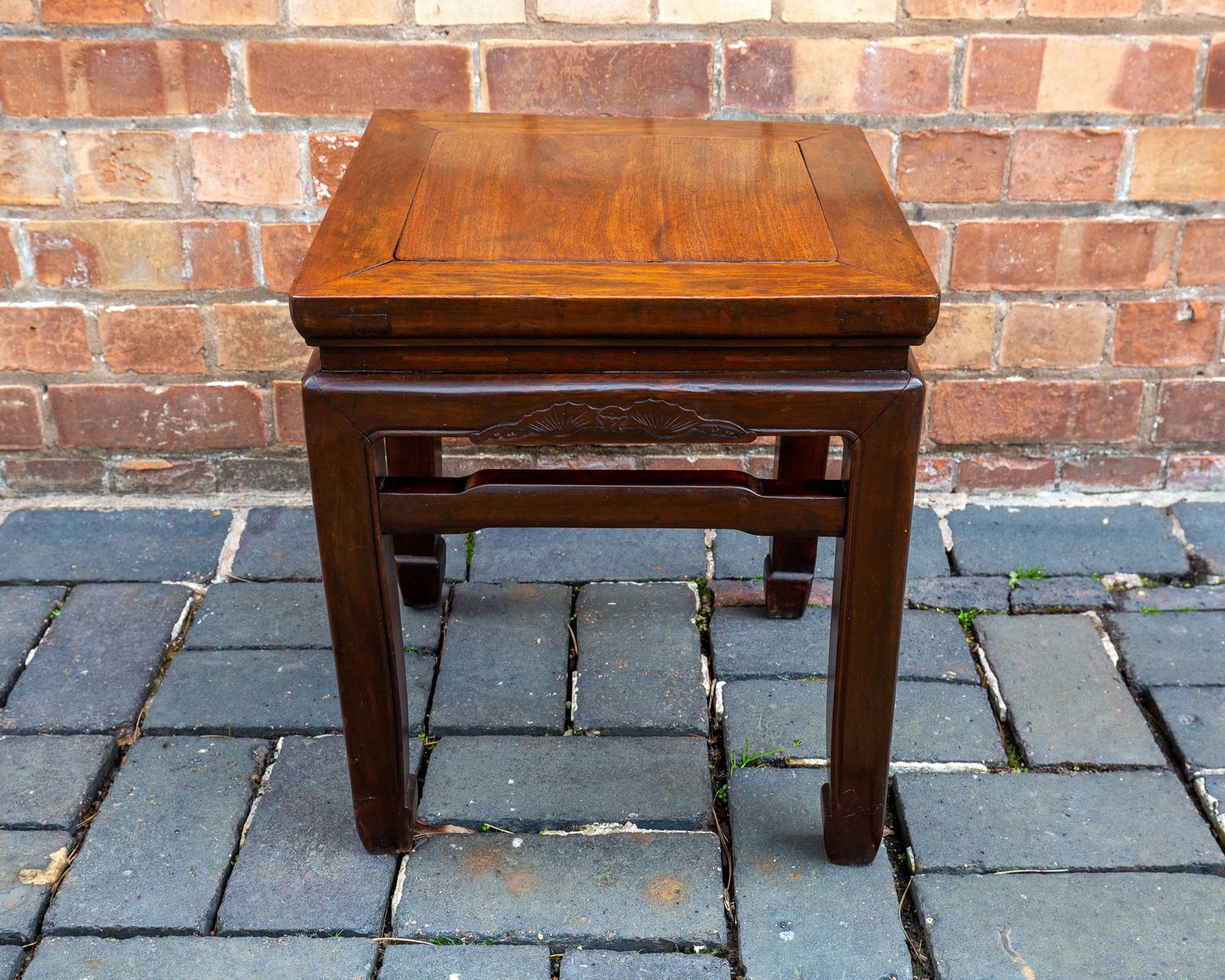 photo vinterior Antique Chinese Square Humpback Lamp Table Coffee Side Qing Dynasty 1900 Bat Carving Jumu Southern Elm Wood Infinity Knot