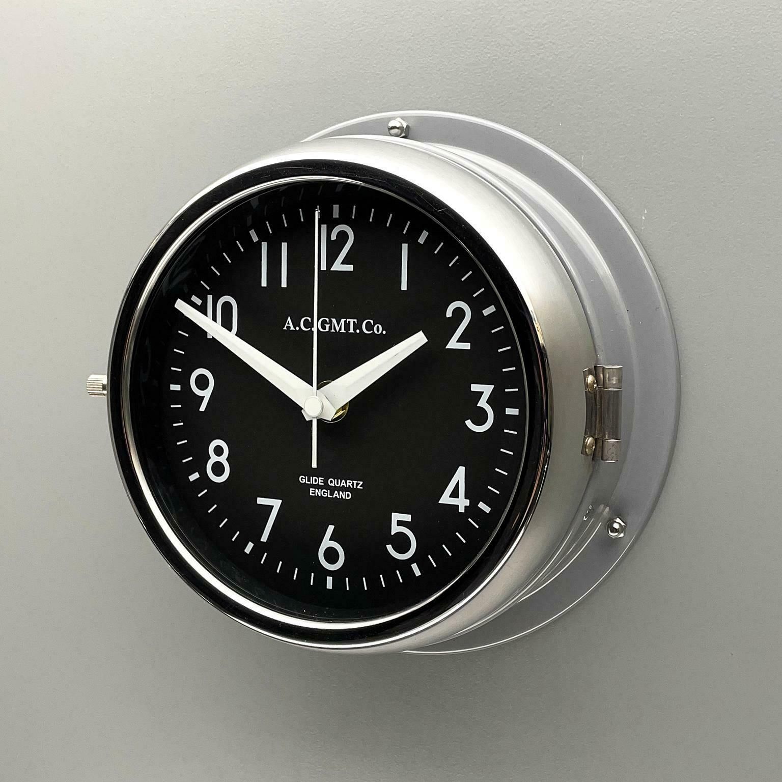 photo vinterior 1970''S British Ultimate Grey /Monochrome Black Ac Gmt Co. Classic Wall Clock